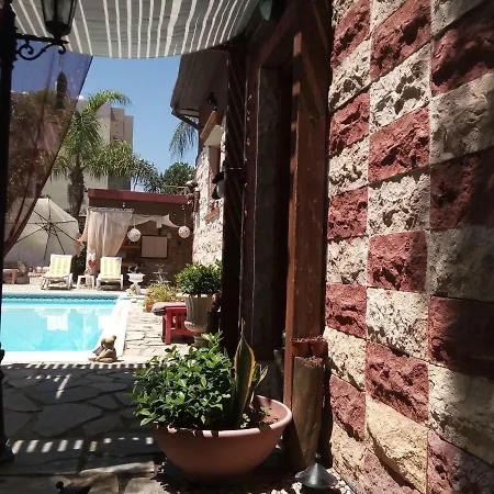 Melita's Paradise * Λεμεσός